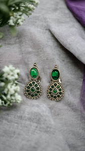 Beautiful Green Dew Drop Earrings-Hamsa-Hamsa