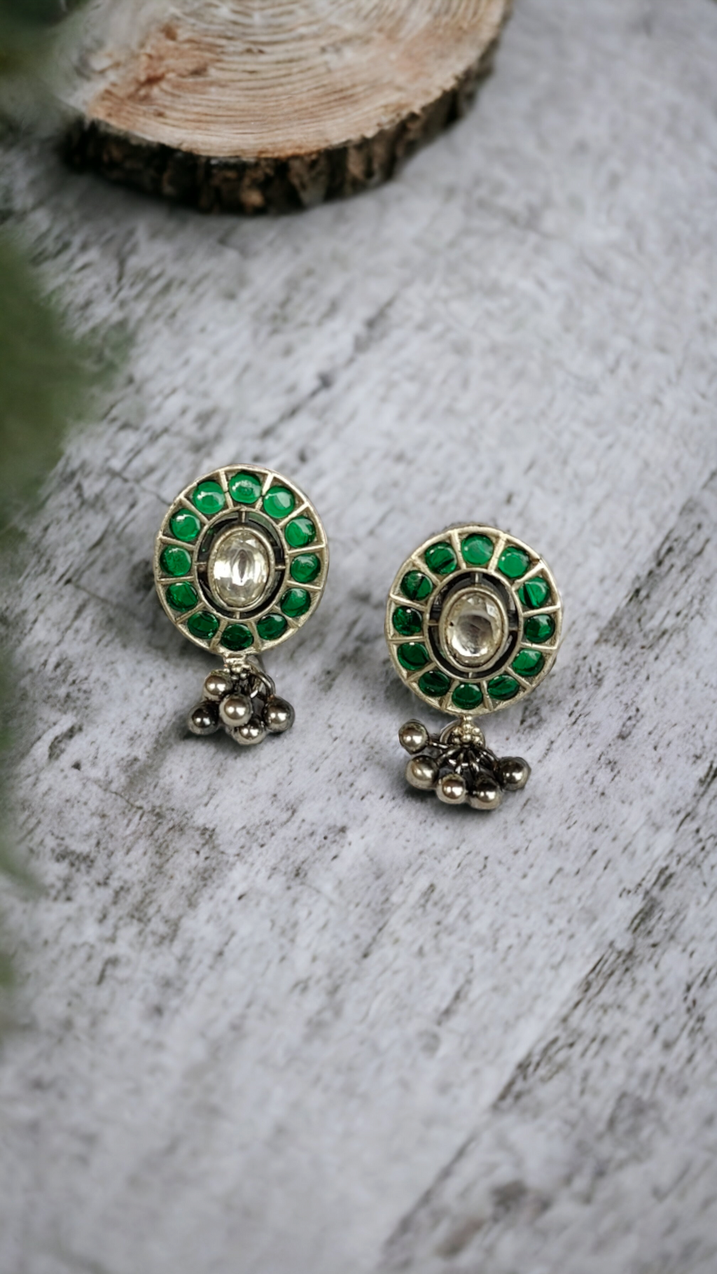 Green Kundan Oval Earrings-Hamsa-Hamsa