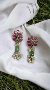 Kemp Powdha Green Bead Pearl Drop Earrings-Hamsa-Hamsa