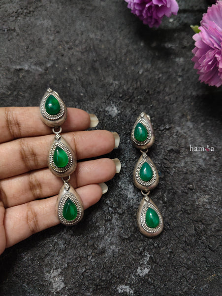 Buy Wear Pray Love Green Amethyst Green Quartz Earrings Online in India |  Zariin