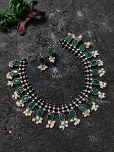 Green Pearl Cluster Tikka Necklace Set-Hamsa-Hamsa